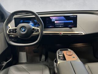 BMW iX xDrive 40 Sportpakett 240кВ
