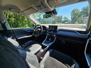 Toyota RAV4 Luxury PLUS Multidrive S Pearl White 2.0 129кВ