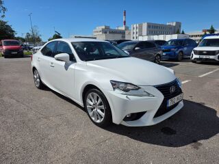 Lexus IS 300h 2.5 133кВ