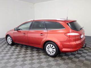 Ford Mondeo Ghia Luxury 2.0 TDCi 103кВ