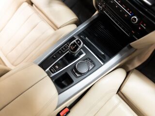 BMW X5 xDrive 30d M-Sport 3.0 R6 N57 190кВ