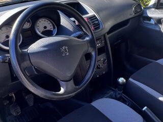 Peugeot 207 1.4 65kW