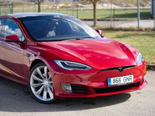 Tesla Model S 75D 384KW 158kW