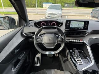 Peugeot 5008 GT-Line / Black Edition 96kW