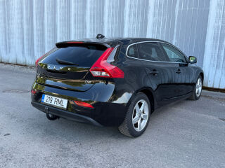 Volvo V40 Facelift SUMMUM 2.0 D2 88кВ