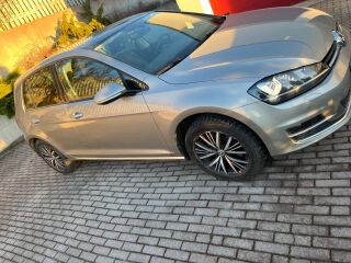 Volkswagen Golf 1.6 81kW
