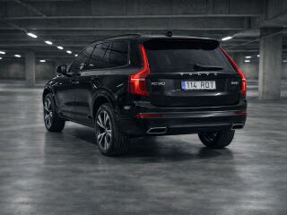 Volvo XC90 AWD R-DESIGN 7 XENIUM INTELLI SAFE PRO B5 KE 2.0 173kW