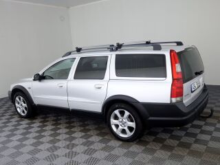 Volvo XC70 Summum AWD ATM 2.4 D5 120kW