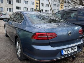 Volkswagen Passat Highline 1.8 132kW