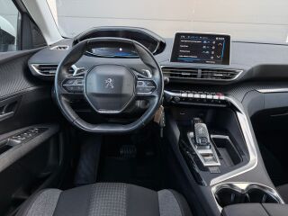 Peugeot 3008 PureTech 1.2 96kW