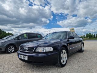 Audi A8 QUATTRO 4X4 3.7 V8 169kW