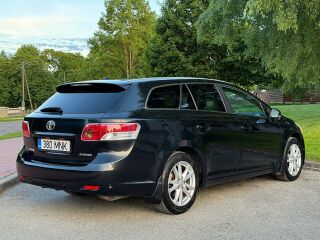 Toyota Avensis Linea Sol Style 2.0 Valvematic 112кВ