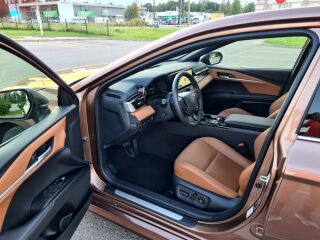 Toyota Camry Executive 2.5 137kW
