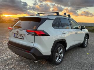 Toyota RAV4 Premium Plus