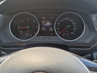 Volkswagen Tiguan Comfortline Business 2.0 R4 DFGA 110kW