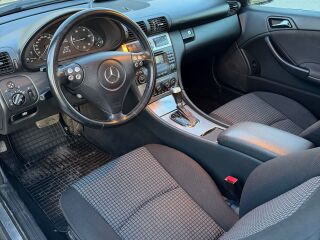 Mercedes-Benz C 220 203CL 2.1 110кВ