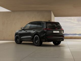 Audi Q7 SUV TDI quattro 3.0 V6 220kW