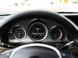 Mercedes-Benz E 350 CDI 4Matic 3.0 195kW