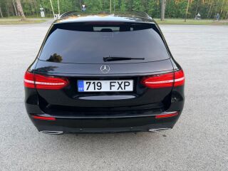 Mercedes-Benz E 220 2.0 143kW