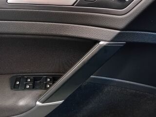 Volkswagen Golf 1.6 85kW