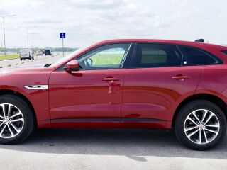 Jaguar F-Pace F-Pace R-Dynamic 2.0 132kW