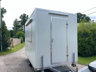 Rybinska Trailer Foodtruck / Kiosk