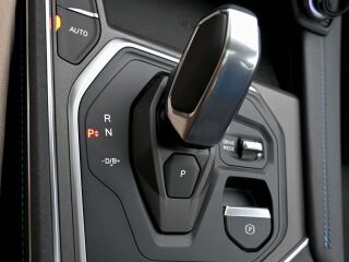 Lynk & Co 01 MORE/RECHARGE/INFINITY/INTELLI SAFE/XENIUM/ 1.5 Twin-Engine PLUG-IN-HYBRID 192kW