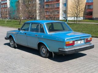 Volvo 264 GL 2.7 V6 103kW