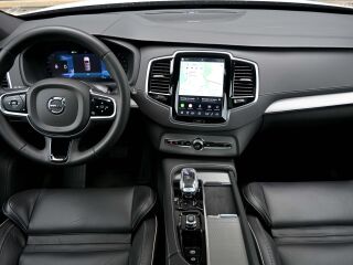 Volvo XC90 AWD 4C H&K ULTIMATE BRIGHT XENIUM INTELLI SAF 2.0 B5 Mild Hybrid Diesel 183kW