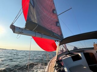 Hansa 385