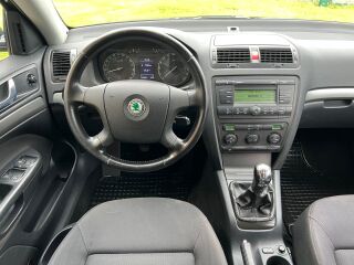 Skoda Octavia Comfort 1.6 75кВ