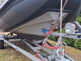 Valiant RIB
