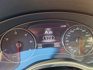 Audi A6 quattro S-line 2.0 TDi 140kW