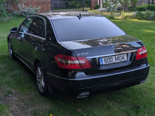 Mercedes-Benz E 350 CDI 4MATIC 3.0 195kW