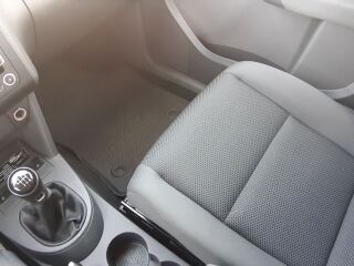 Volkswagen Touran 1.6 77кВ