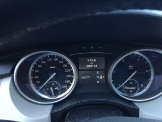 Mercedes-Benz R 300 3.0 CDI 140kW