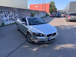 Volvo C70 2.4 R5 132kW