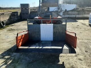 KUBOTA GT26 Cabin frontaallaadur