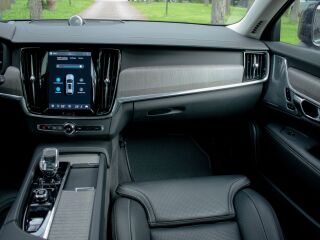 Volvo V90 Cross Country AWD B5 ULTIMATE Xenium FULLOPT 2.0 B5 MHEV KERS Kerghübriid 183kW