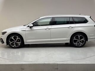 Volkswagen Passat Variant 4Motion R-Line 2.0 147кВ