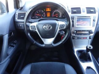 Toyota Avensis Touring Executive Facelift EU5 2.0 R4 D-4D TDI 91kW
