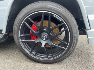 Mercedes-Benz G 63 AMG W463 5.5 V8 biturbo 400kW