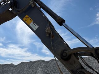 Volvo EC220DL 129kW