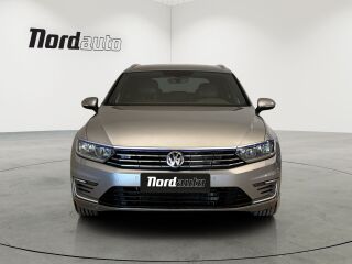 Volkswagen Passat GTE Variant 1.4 115кВ