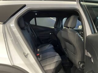 Peugeot 2008 Allure PureTech 130 AT8 1.2 96kW