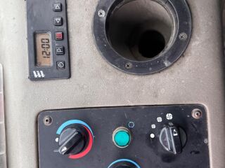 Case 330B 260kW