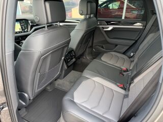 Volkswagen Touareg R-Line Final Edition Black Style 3.0 V6 TDI 210kW