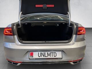 Volkswagen Passat R-Line 1.5 110кВ
