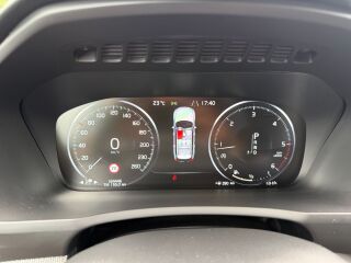 Volvo XC90 R-Design 2.0 173kW