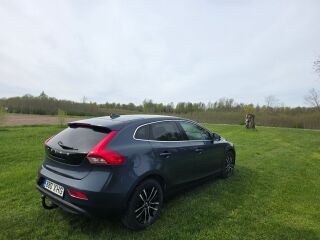 Volvo V40 Inscription 2.0 88kW